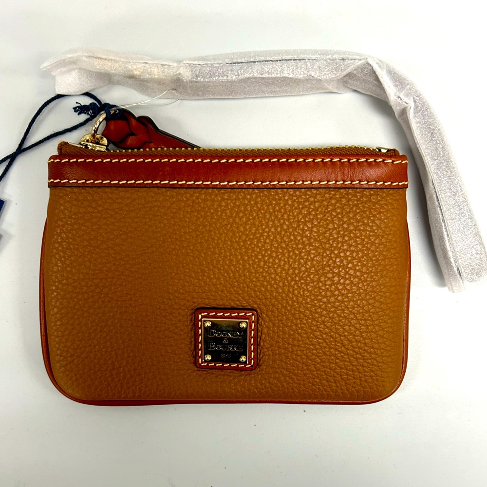 Dooney & Bourke Kirby Medium Wristlet